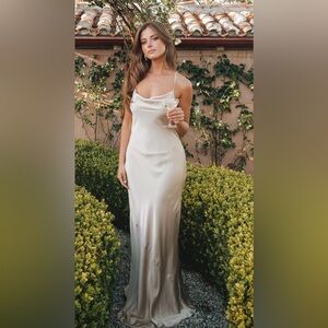 NWT NEVER WORN: Show Me Your MuMu Cream Maxi Dress